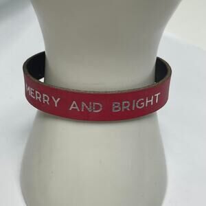 Thirty-One Thirty One CHRISTMAS bracelet red MERRY AND BRIGHT